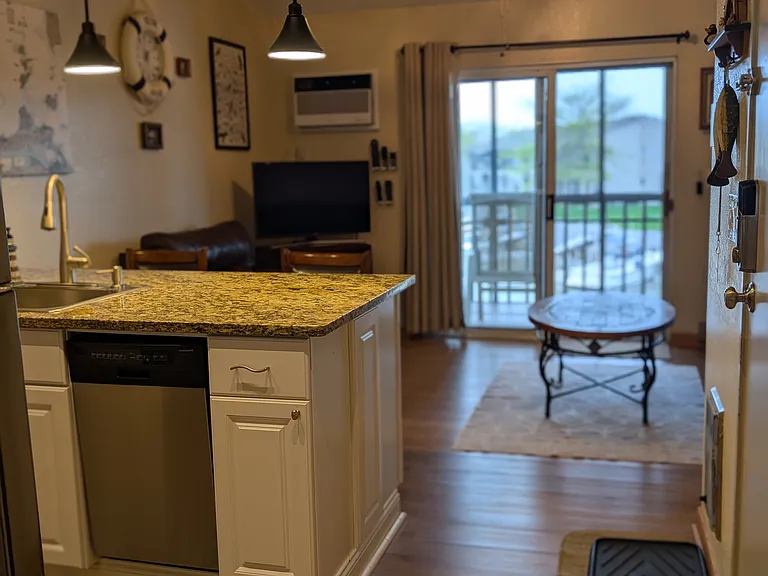 6254 N Harris Harbor Dr — Photo 4