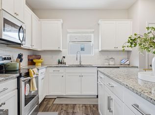 17 Belfield Ct, Adairsville, GA 30103