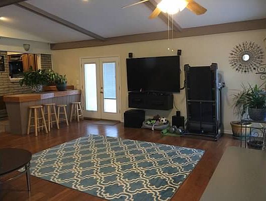 4th image of 39898 Spitz Dr