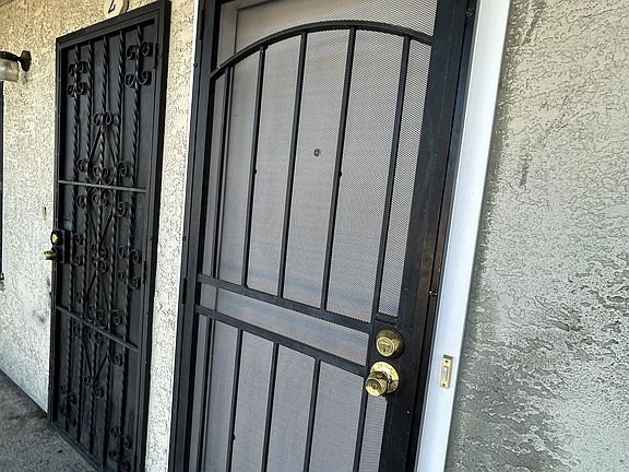 2nd image of 1016 W 109th Pl #1