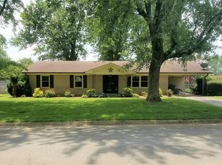 705 7th St, Lawrenceburg, TN 38464