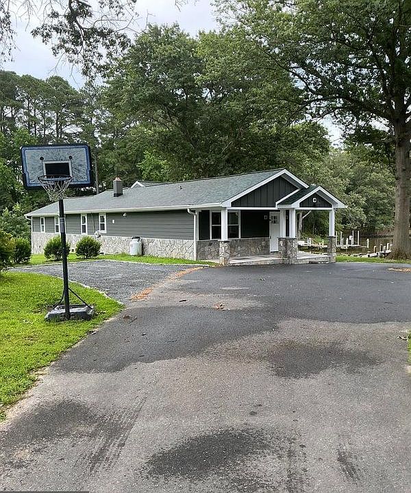 1st image of 109 Yewell Rd