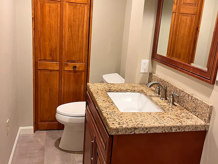 162 Mayfair Dr — Photo 45