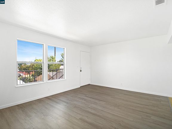 2nd image of 228 Elm Ave