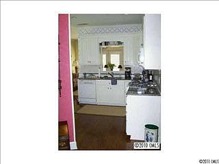 3rd image of 2218 Water Oak Ln
