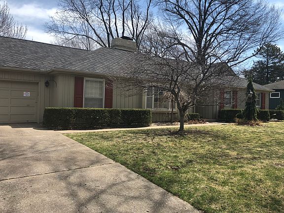2nd image of 8017 Beverly Dr