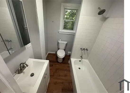 75 N 15th St #2 — Photo 5