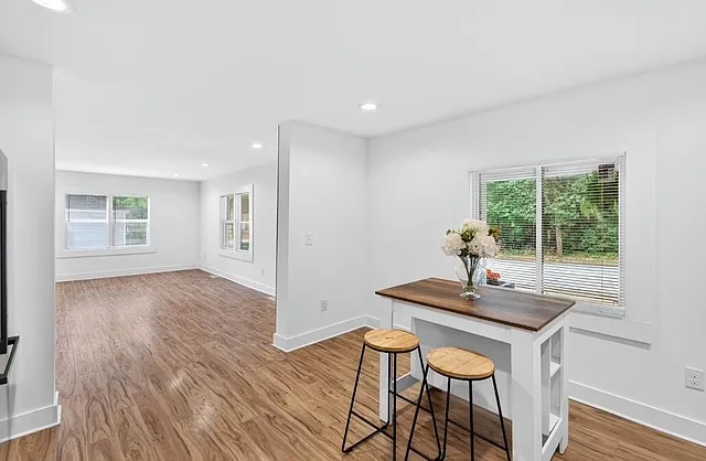 157 S Linda St — Photo 11
