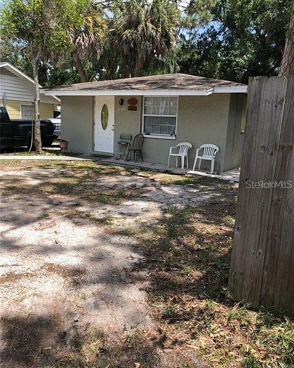 1st image of 628 N Lime Ave