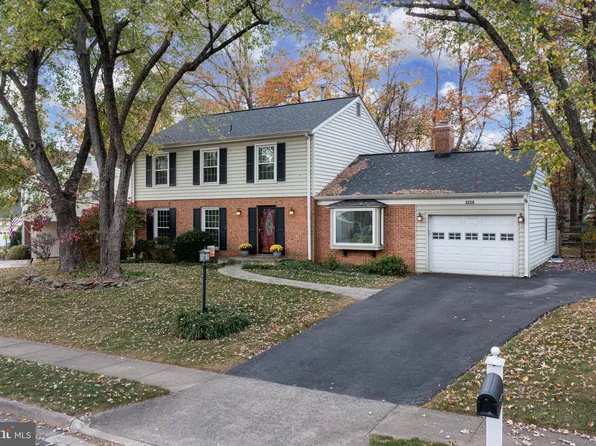 5402 Francy Adams Ct, Fairfax, VA 22032
