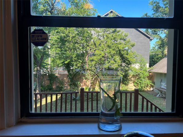 Additional property image - 902 S Oak Cliff Blvd #A-B, Dallas, TX 75208
