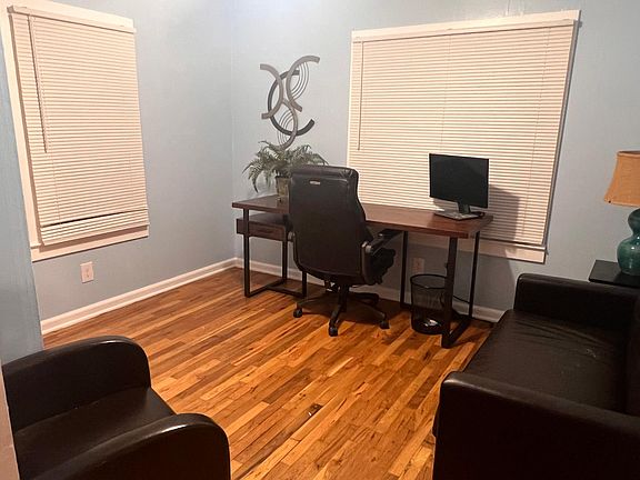 5th image of 23066 Davey Ave