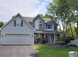 299 Oak St, Wind Gap, PA 18091