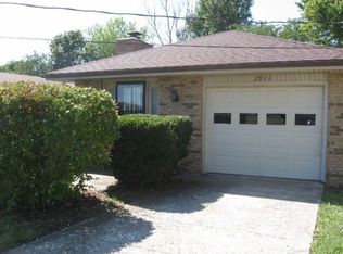 2911 S Market Ave, Springfield, MO 65807
