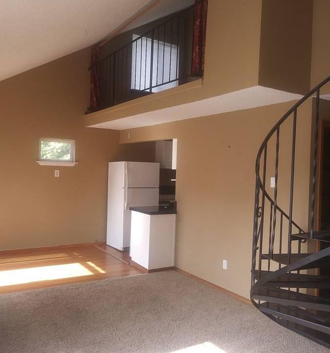 1st image of 1401 W 1st Ave APT C