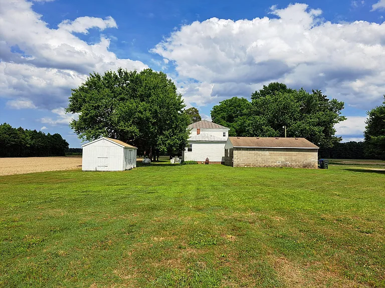 781 Kingsale Rd — Photo 27