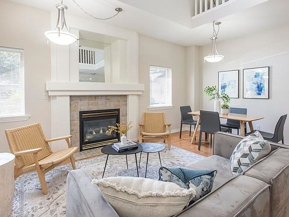 3rd image of 3387 King George Blvd #7