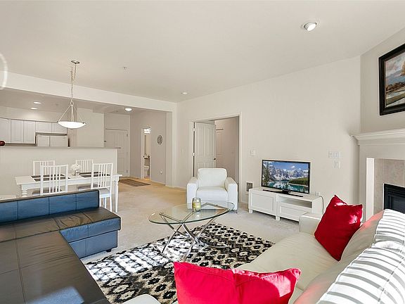 3rd image of 2244 132nd Avenue SE #B113