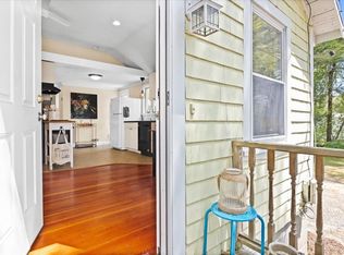 45 Highland Shores Dr, Wareham, MA 02571