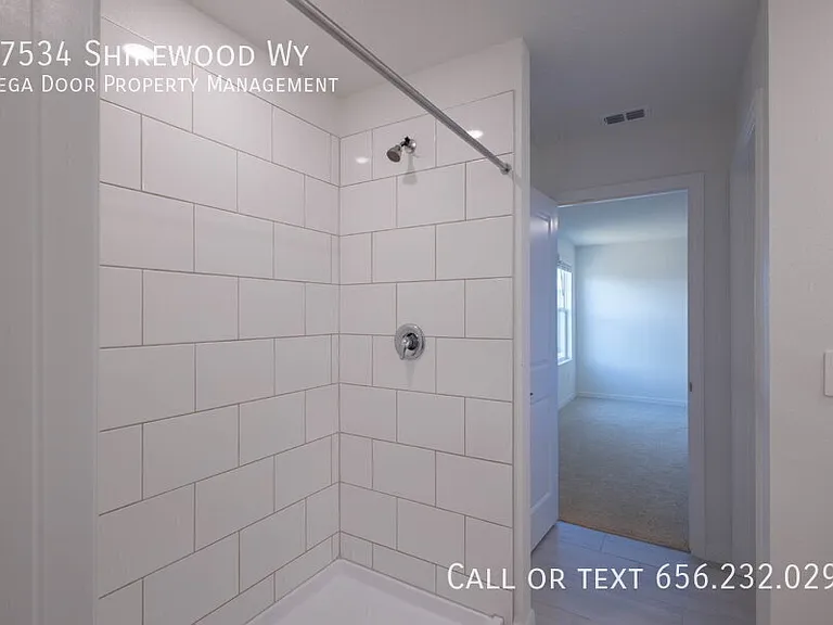 17534 Shirewood Way — Photo 20