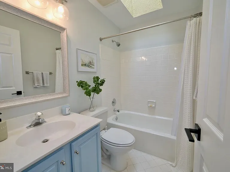 112 Kendrick Pl #34 — Photo 48