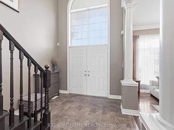 3rd image of 38 Weaver Dr