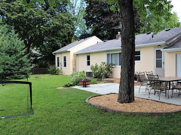 2nd image of 2215 Burma Ln