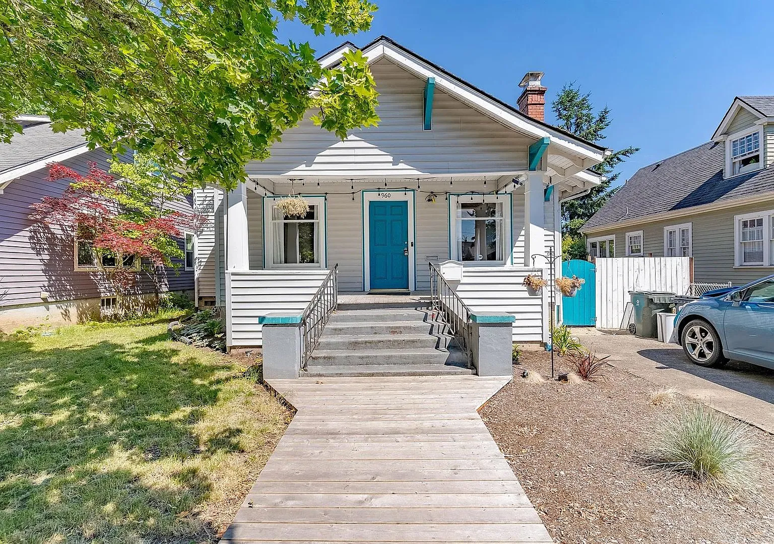 Beautiful historic 4 bed home near downtown Salem! — Photo 1