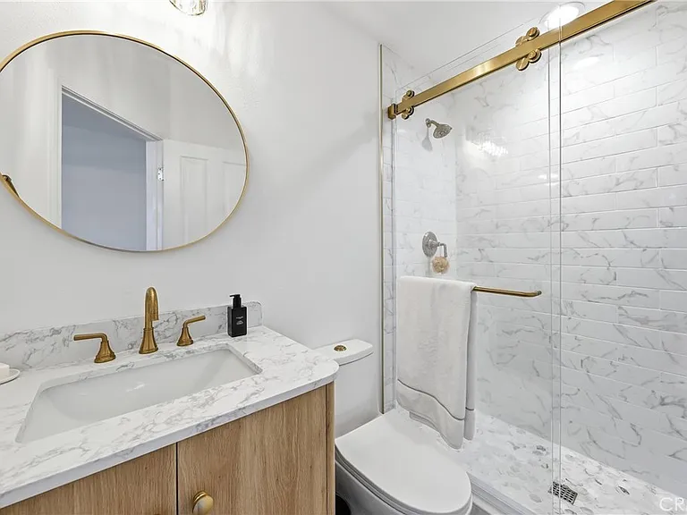 52 Plaza Vivienda — Photo 31