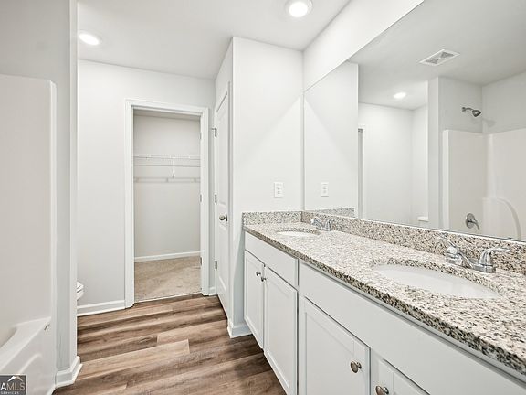 5th image of 4437 Ben Hill Rd