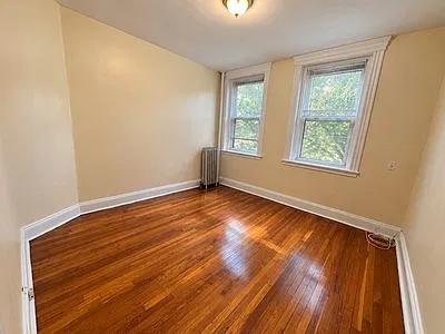 2 bed, 9999 sqft, $2,550 — Photo 3