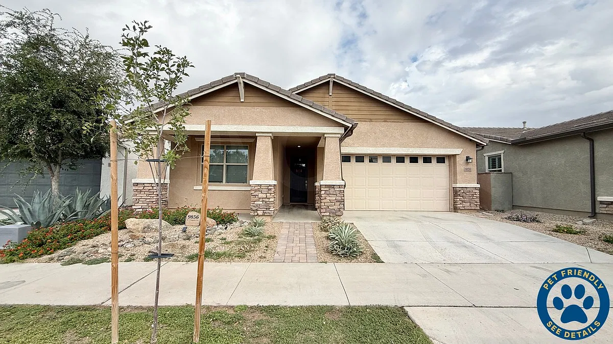 4 bed, 3.0 bath, 2188 sqft, $3,300 — Photo 1