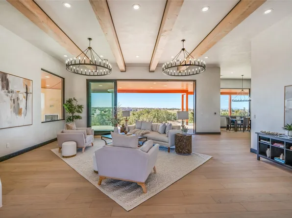 19 Summer Storm Cir, Santa Fe, NM 87506
