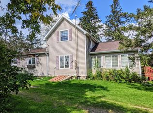 N5267 Woodlawn Rd, Catawba, WI 54515