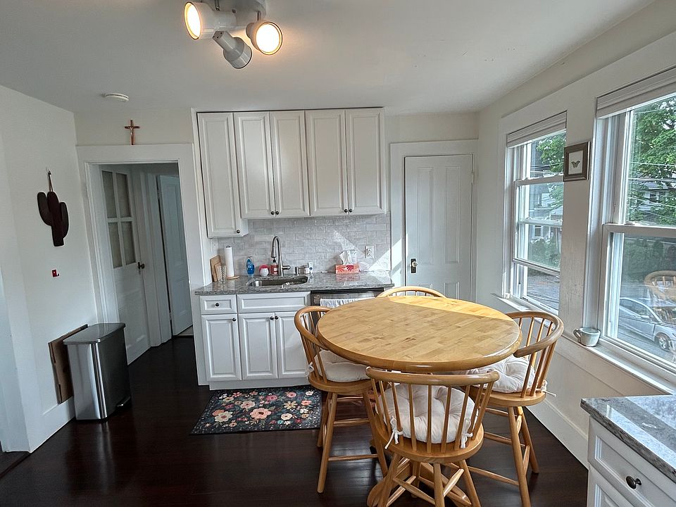 1st image of 75 Maple Ave Floor 2
