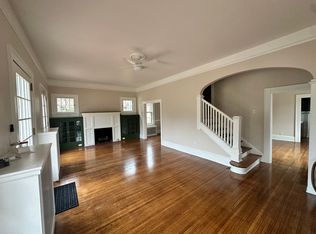 1900 Arlington Pl, Hendersonville, NC 28791