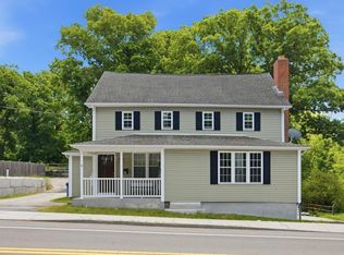 9 County St, Seekonk, MA 02771