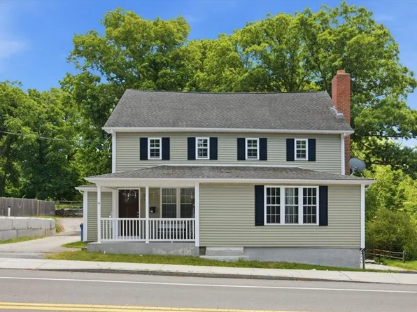 9 County St, Seekonk, MA 02771