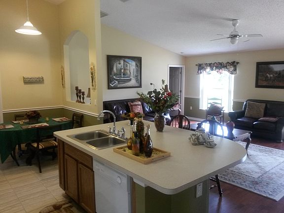 2nd image of 89 Pine Circle Drive