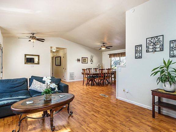 4th image of 20678 W Willow Springs Dr