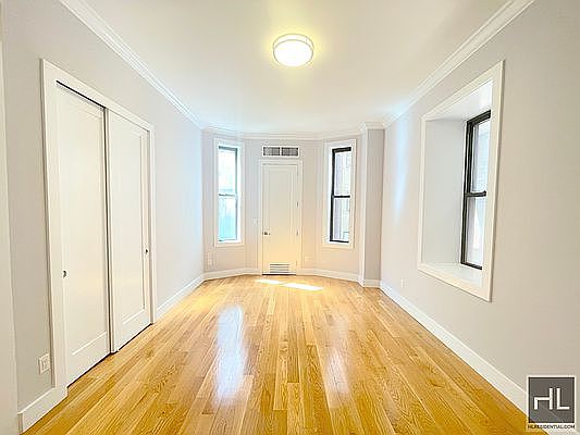 5th image of 252 W 76th St APT 2-F