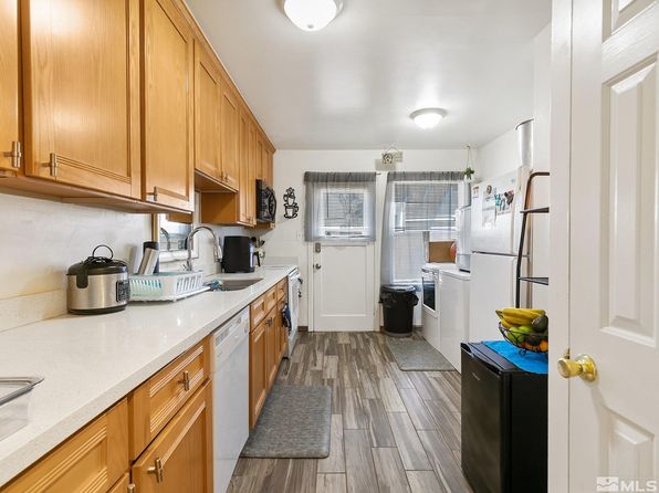 reno-nevada-442978519 picture