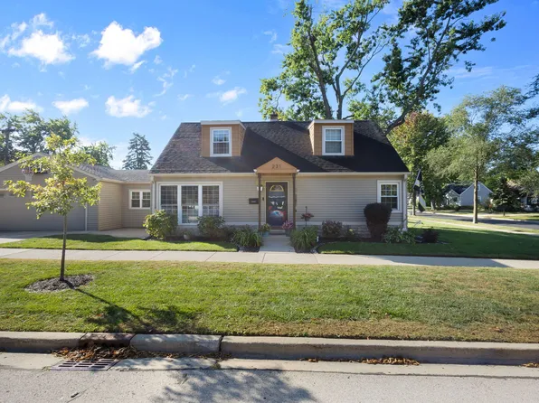 231 E Berkshire Ave, Lombard, IL 60148