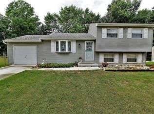 4758 Algonquin Trl, Stow, OH 44224