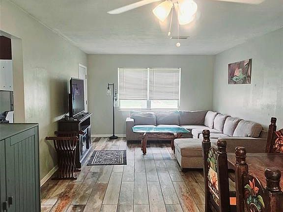 4th image of 2433 ADAMS AVENUE