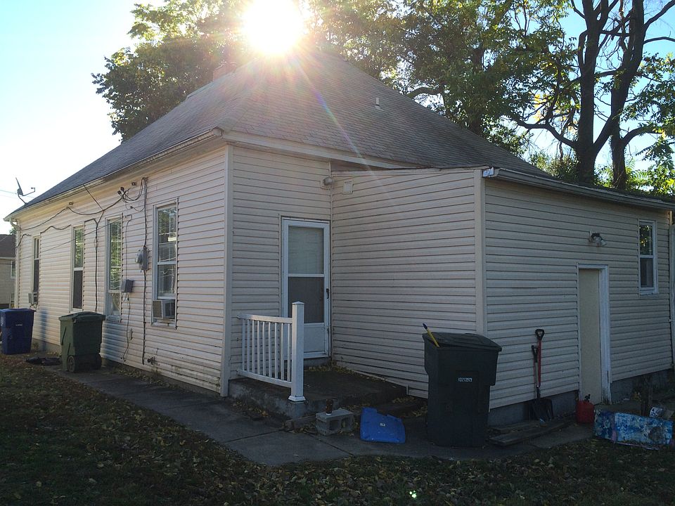 BACK OF HOUSE
