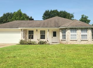 2621 N 8th St, Ocean Springs, MS 39564