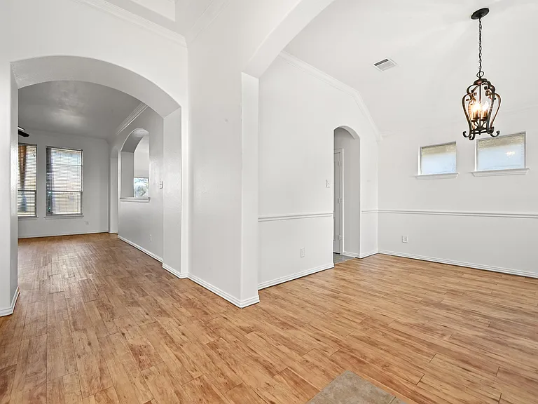1665 Amberwood Loop — Photo 5