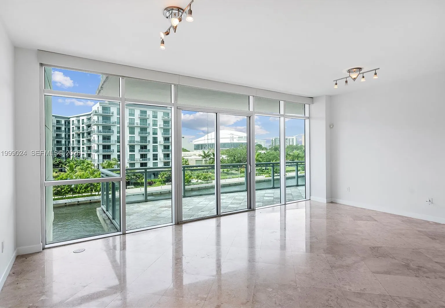 Residences At Riverwalk C — Photo 3