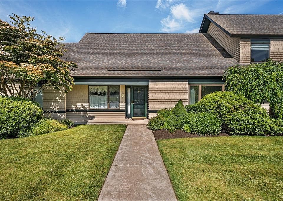1st image of 3 Blindbrook Dr